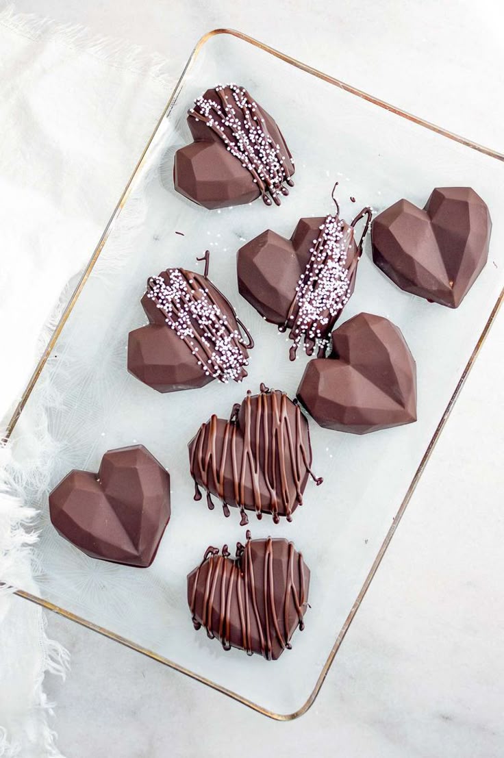 Optimizing Your Chocolate Selection: Choosing the Right Couverture for Molded Chocolates